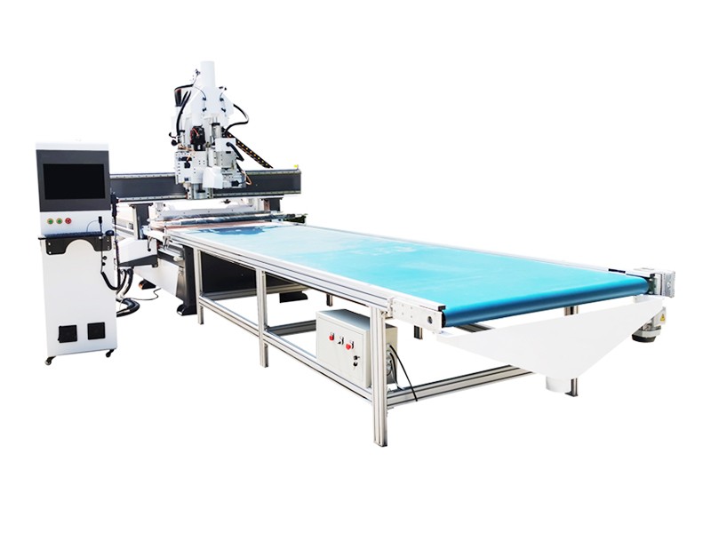 LD-1330單主軸加鋸片自動(dòng)上下料開(kāi)料機(jī)